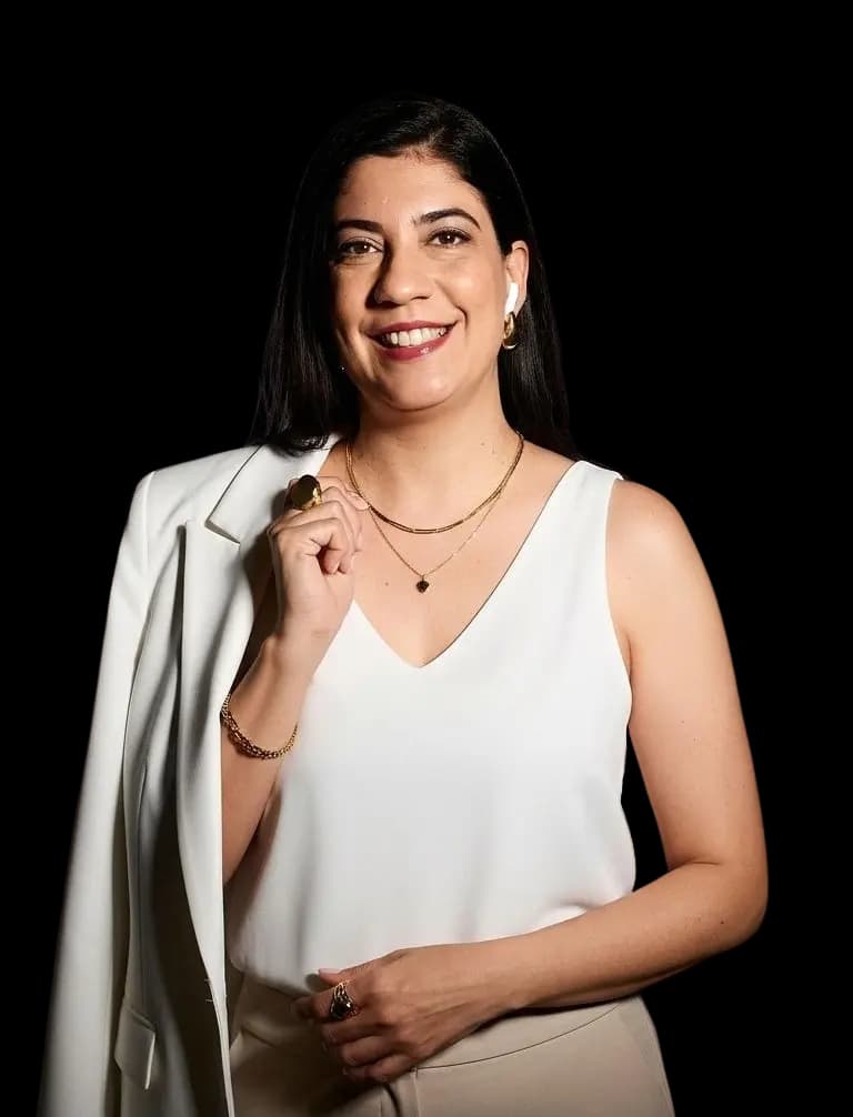Anelita Massucate - Especialista em Marketing Digital Estratégico